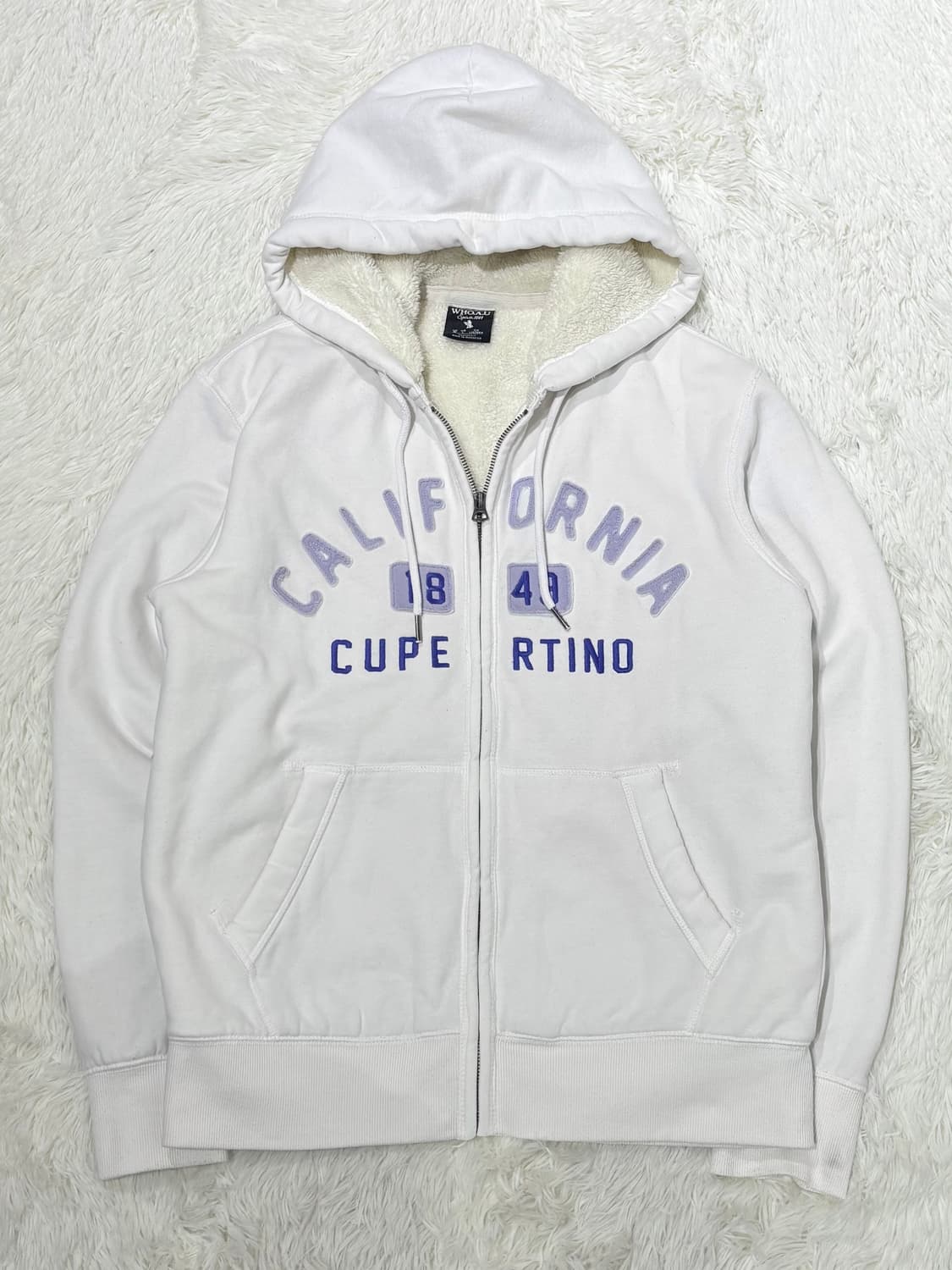 후아유 화이트 양털 후드집업 상품이미지4