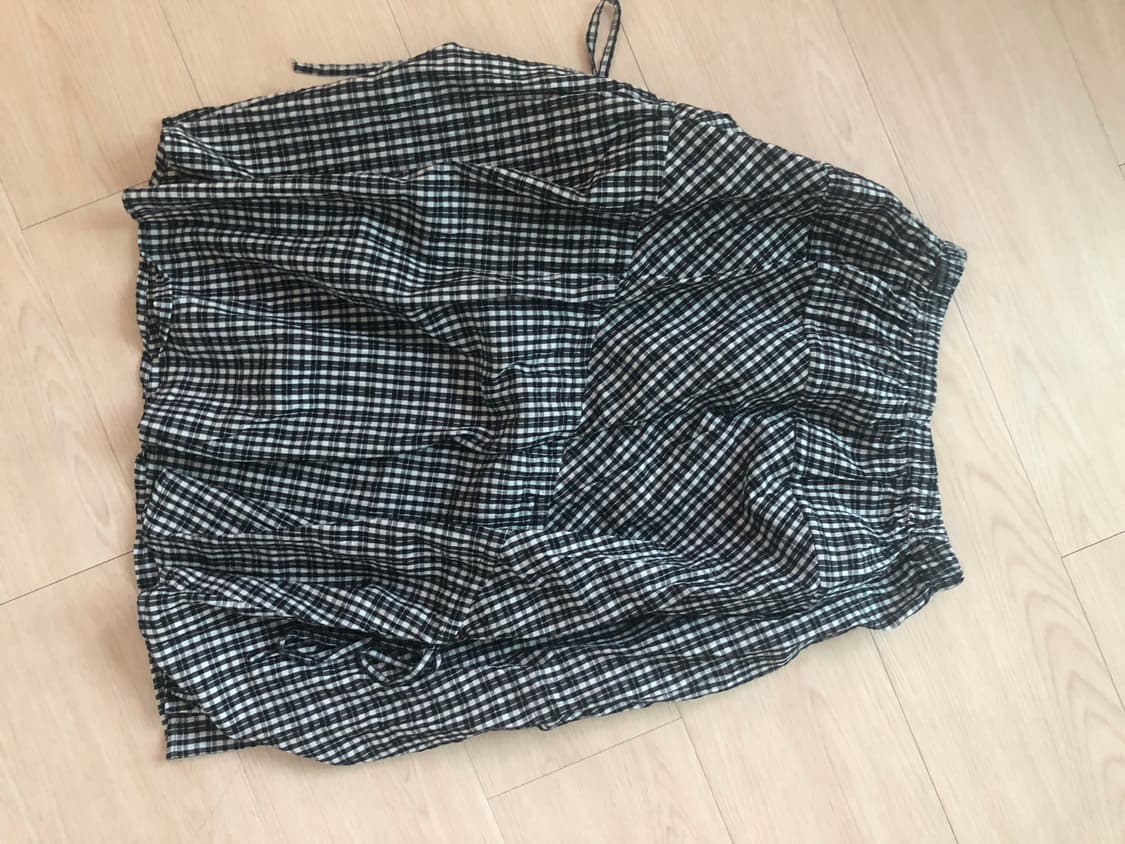 스파오 체크치마 상품이미지1