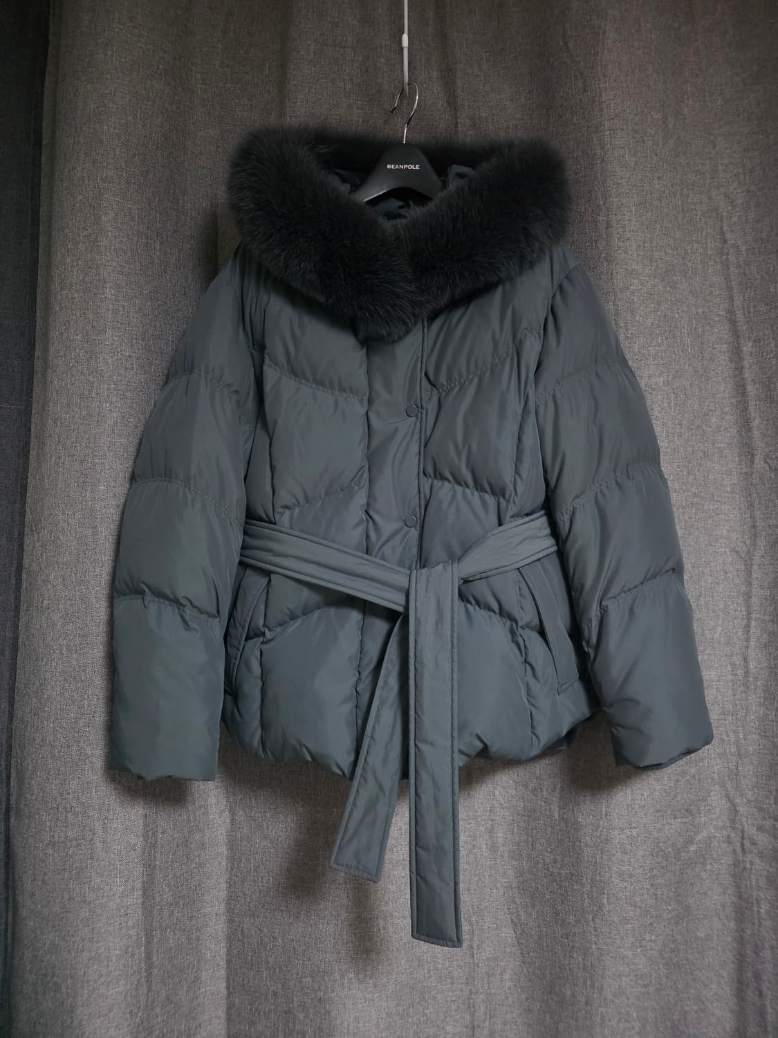 더아이잗 폭스퍼 구스다운 점퍼 상품이미지1