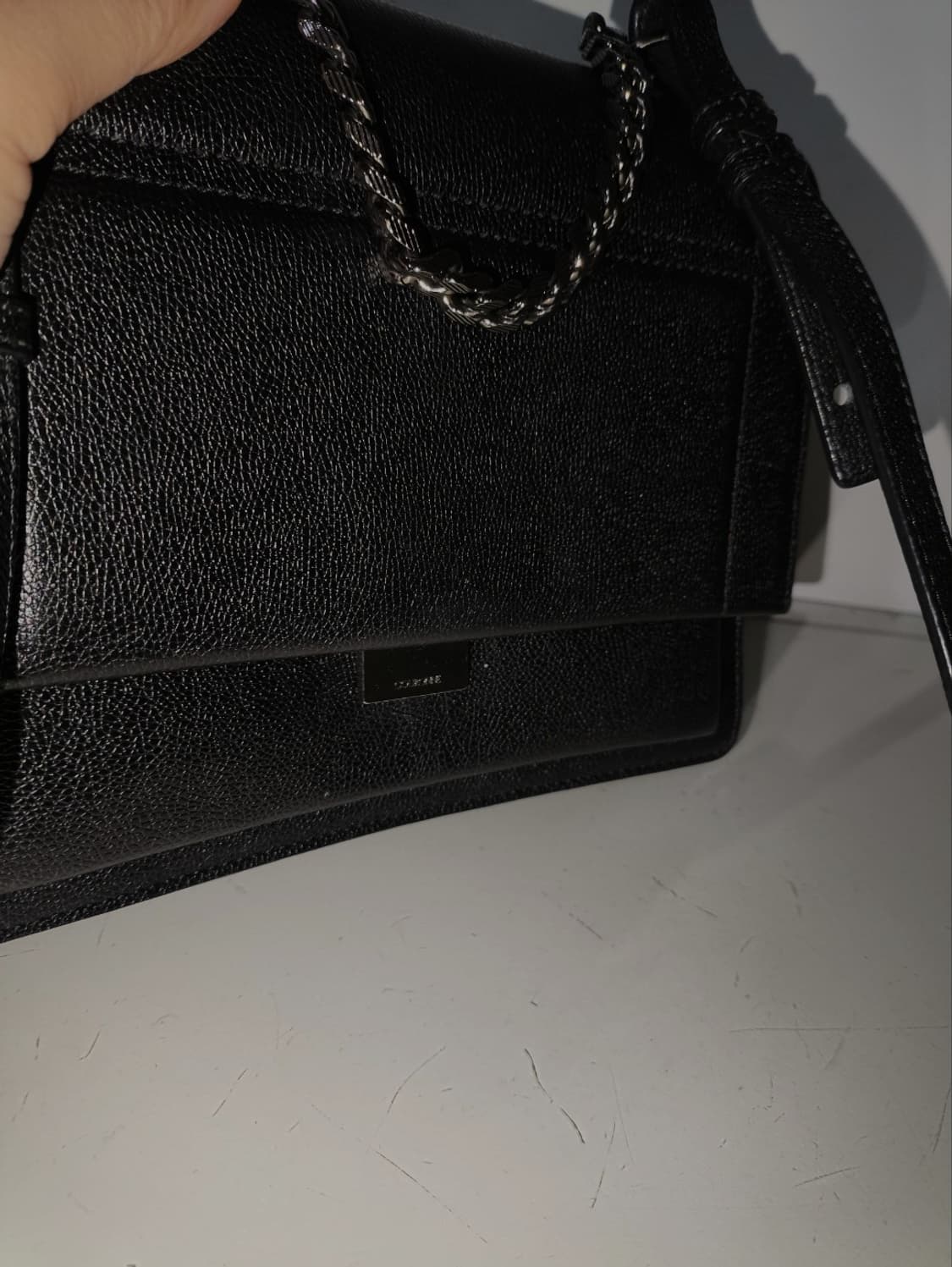 쿠론 메탈 벨 미니 크로스백 상품이미지2