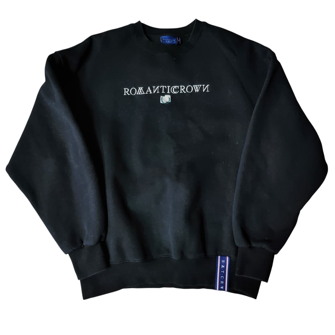 로멘틱크라운 맨투맨 상품이미지1