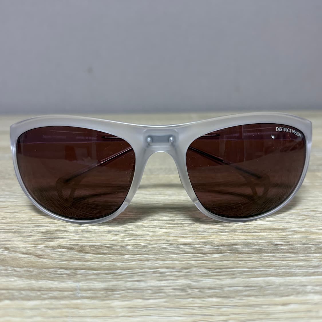 디스트릭트비전 타케요시 선글라스 상품이미지1