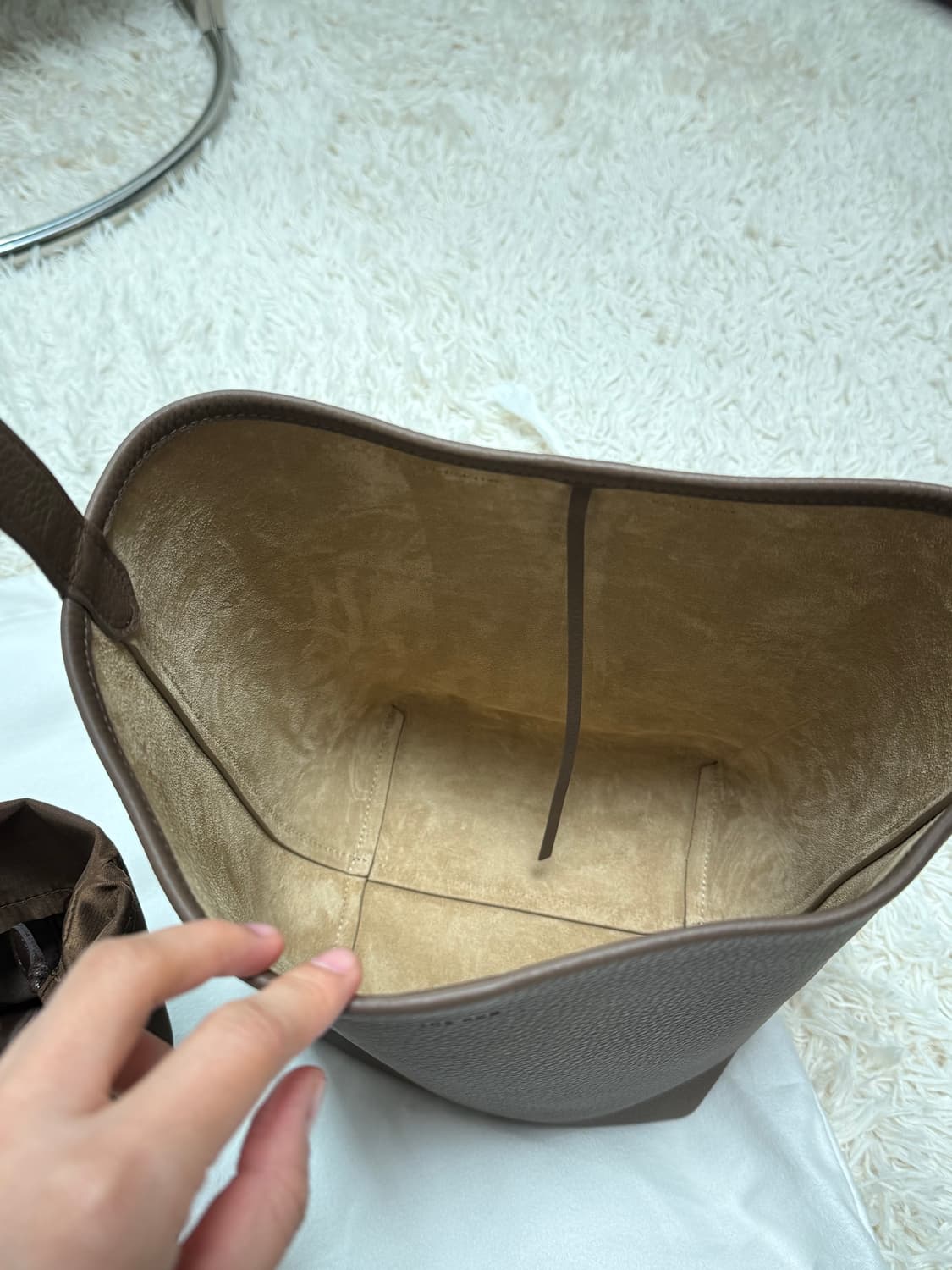 더로우 파크백 미디엄 다크올리브 (새상품급) 상품이미지3