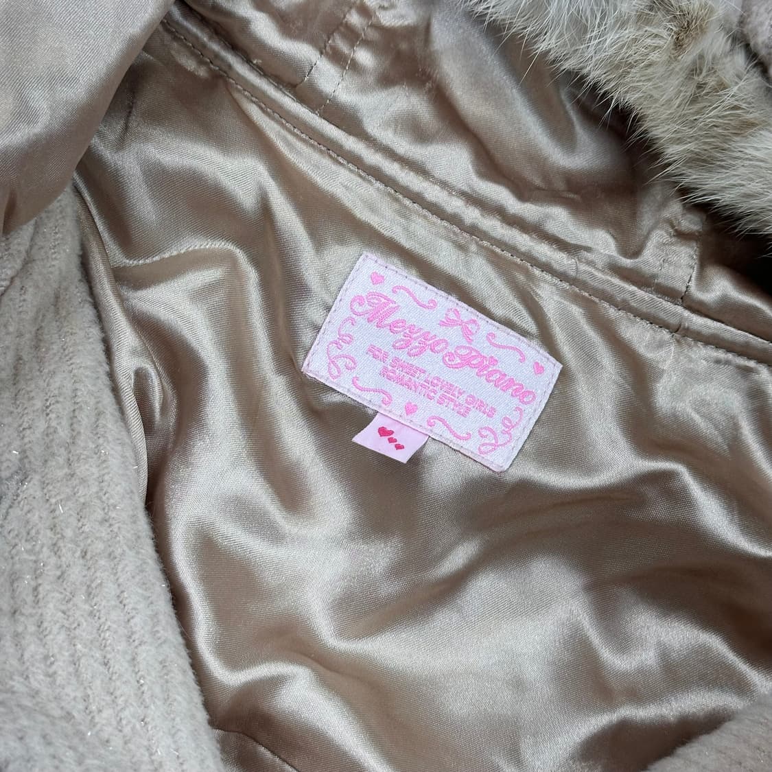 메조피아노 핑크 퍼 코트 상품이미지5