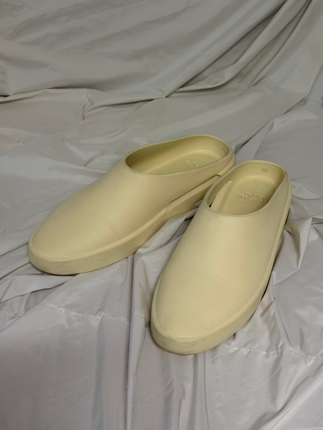 피어오브갓 캘리포니아 뮬 슬리퍼 크림컬러 상품이미지1