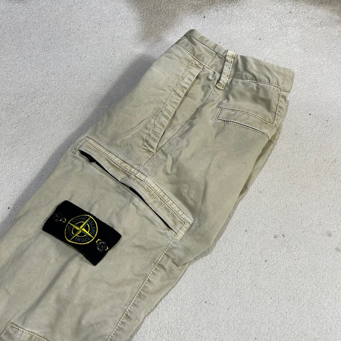 스톤아일랜드 카고팬츠 상품이미지1