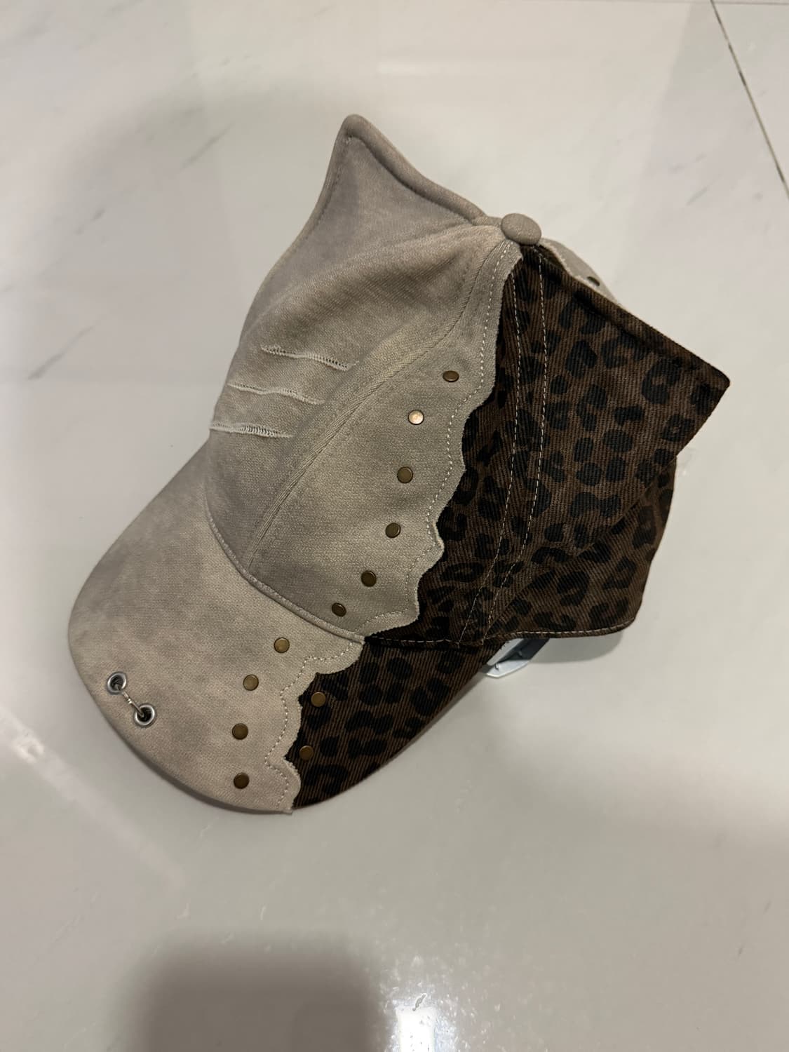 P.L.N. 오일스킨 아일릿 캡 상품이미지5