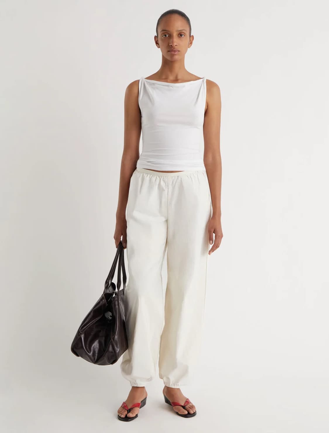 [XS,S,M,L]팔로마울 Simp 슬리브리스 탑/화이트 상품이미지3