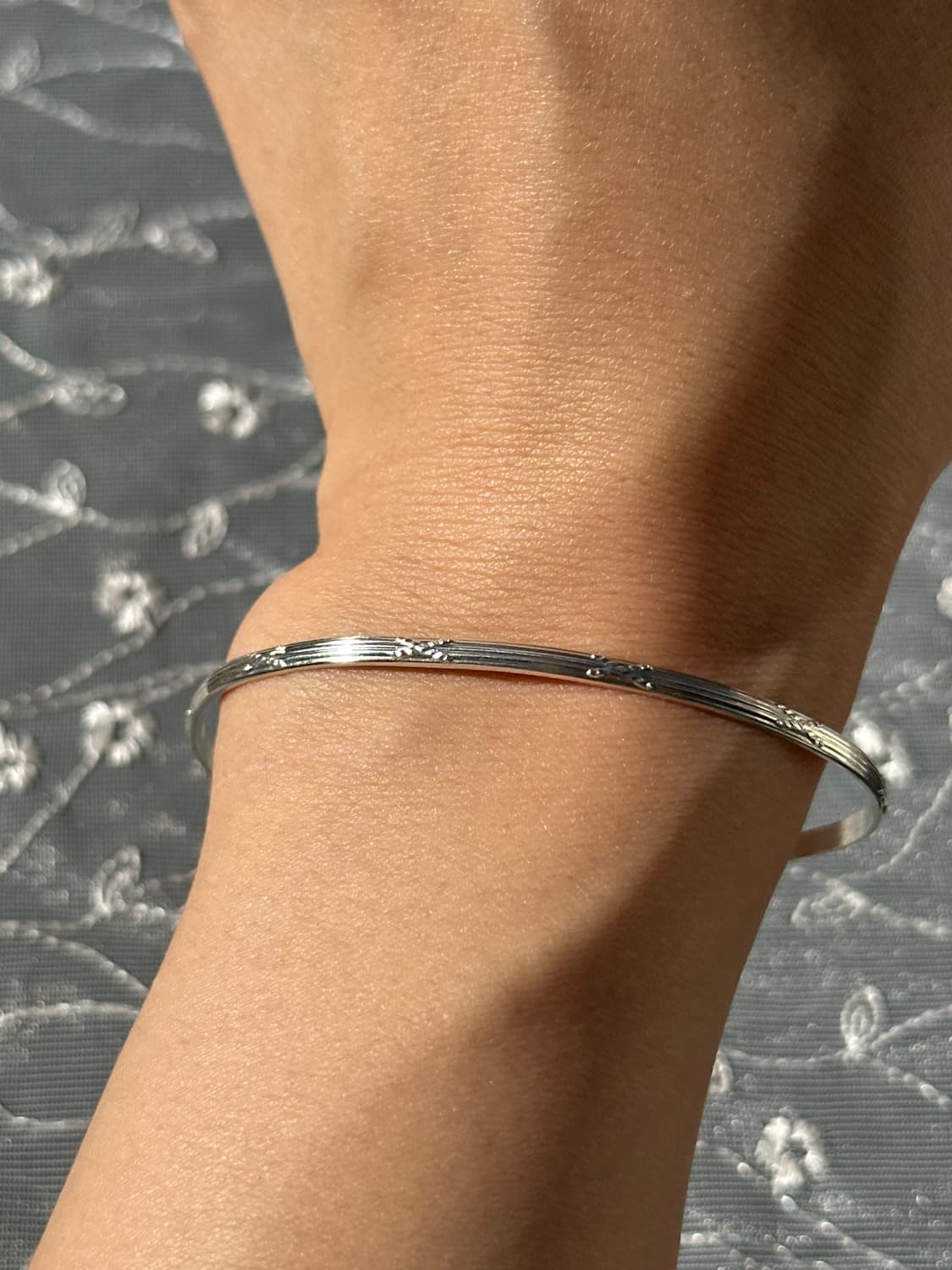 Sunlit Thread 925Silver Bangle 상품이미지1