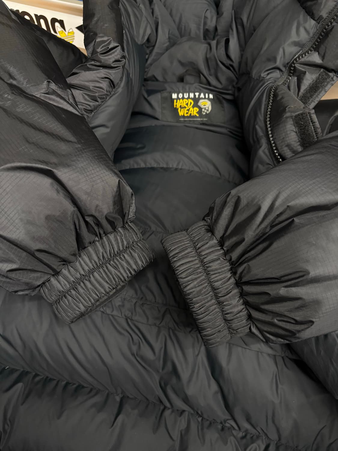 마운틴 하드웨어 앱솔루트 제로 다운 파카 상품이미지7