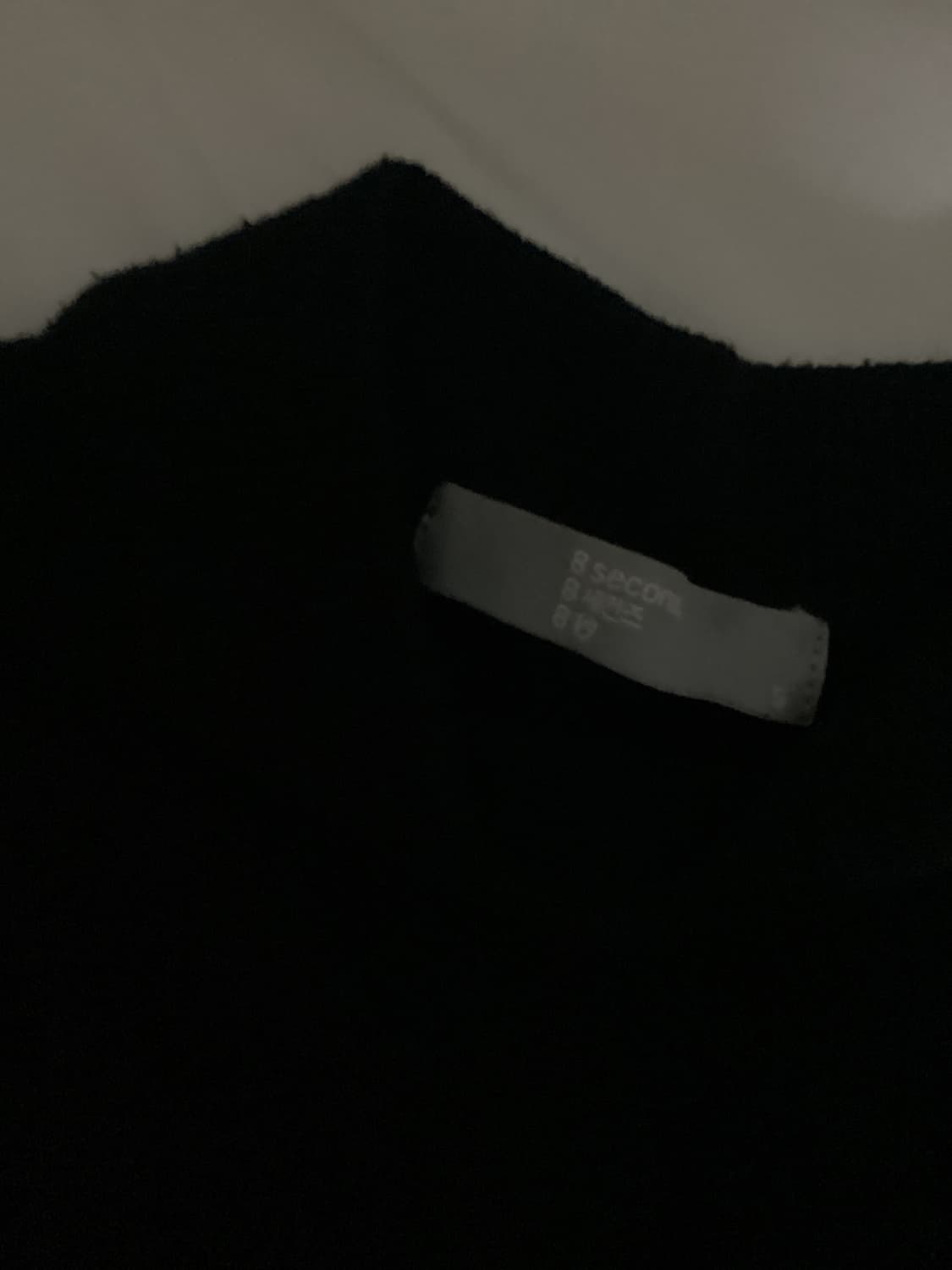 에잇세컨즈 블랙니트 상품이미지3