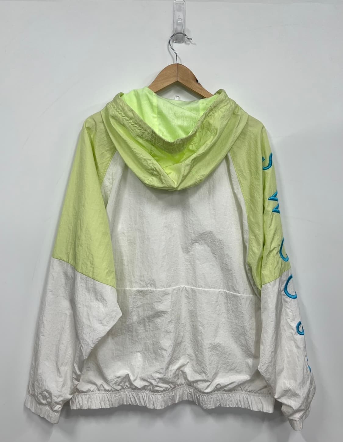 나이키 더블 스우시 네온 나일론 바람막이 아노락 상품이미지9