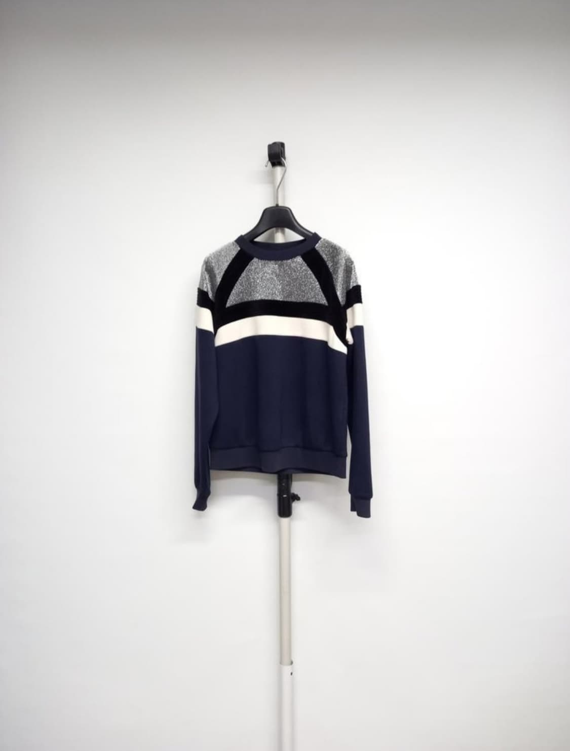 산드로 추동 네오프렌 맨투맨 55.44 상품이미지2