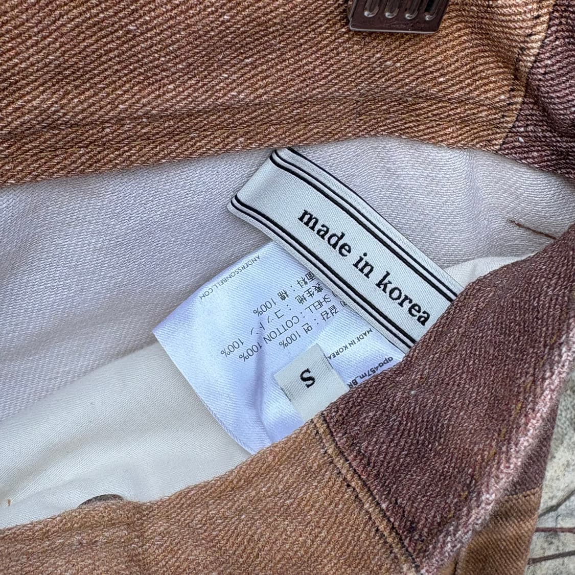 앤더슨밸 가죽패치 패치워크 프린팅 부츠컷 팬츠 상품이미지4