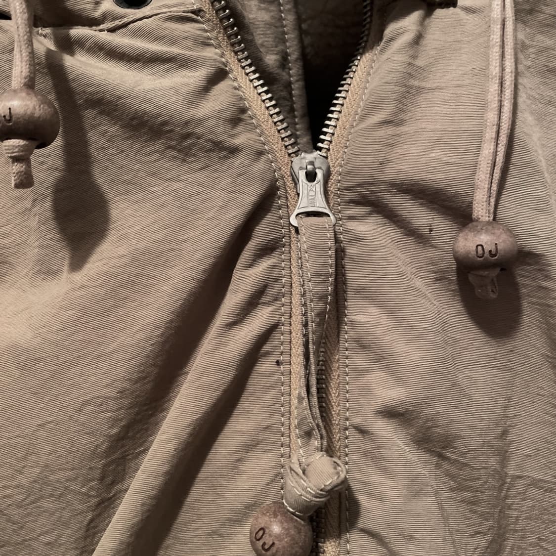 올드조 하드 쉬링크 나일론 슈퍼리어 다운파카 상품이미지3