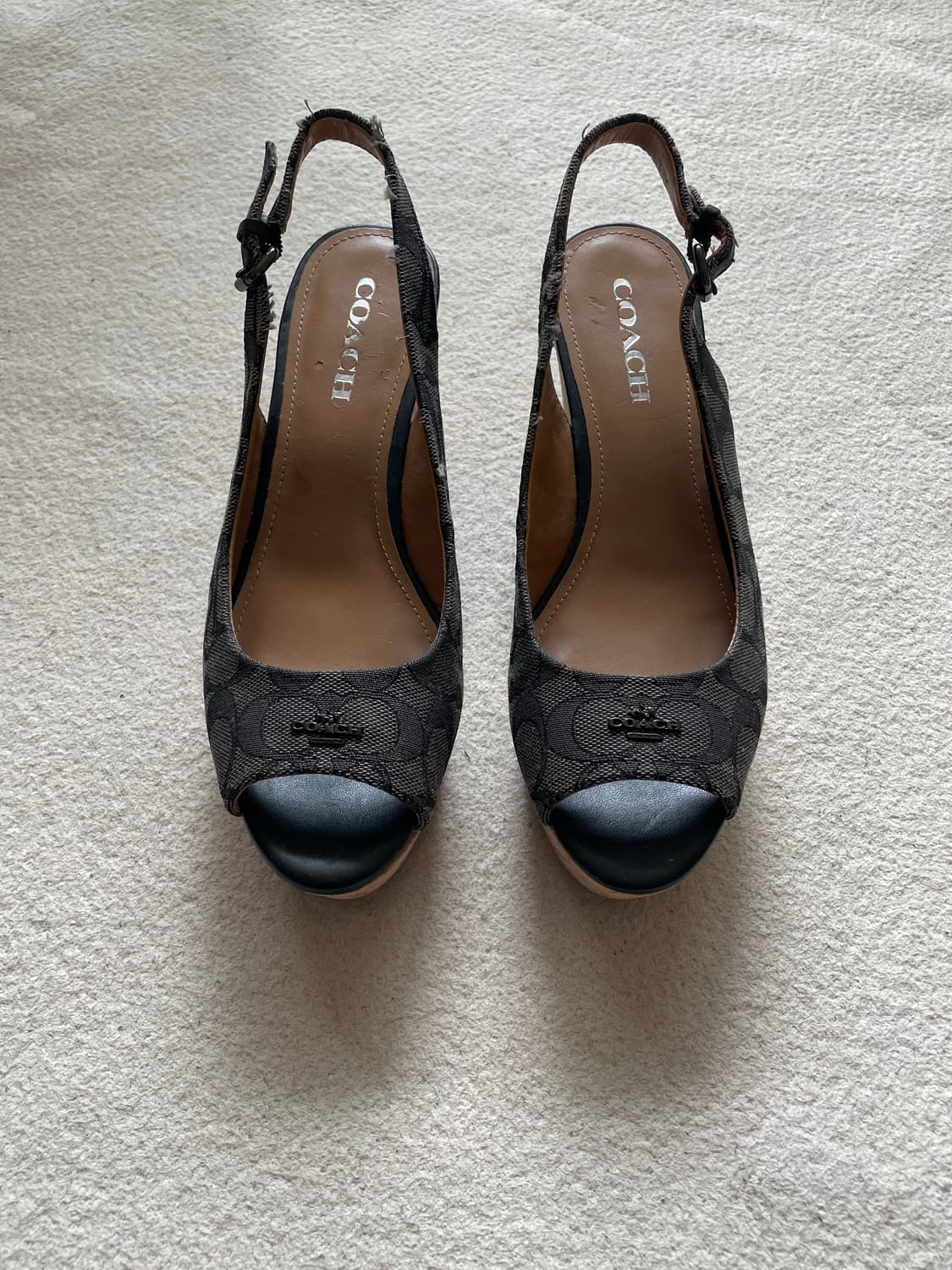 [COACH] 코치 시그니처 로고 슬링백 웨지 샌들 상품이미지1