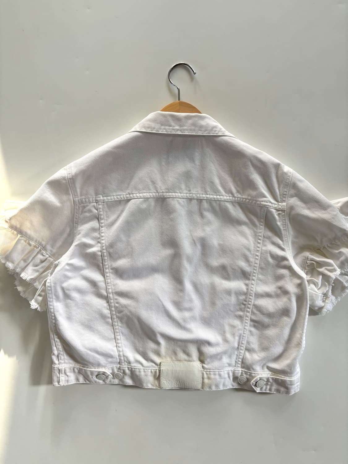 MSGM 엠에스지엠 화이트 퍼프 슬립 크롭 데님 자켓 상품이미지4