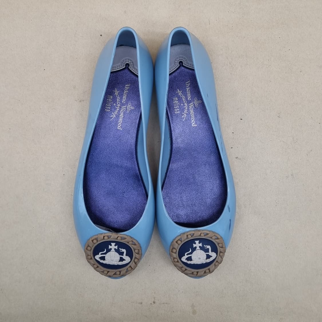 비비안웨스트우드 여성플랫슈즈39 255 상품이미지2