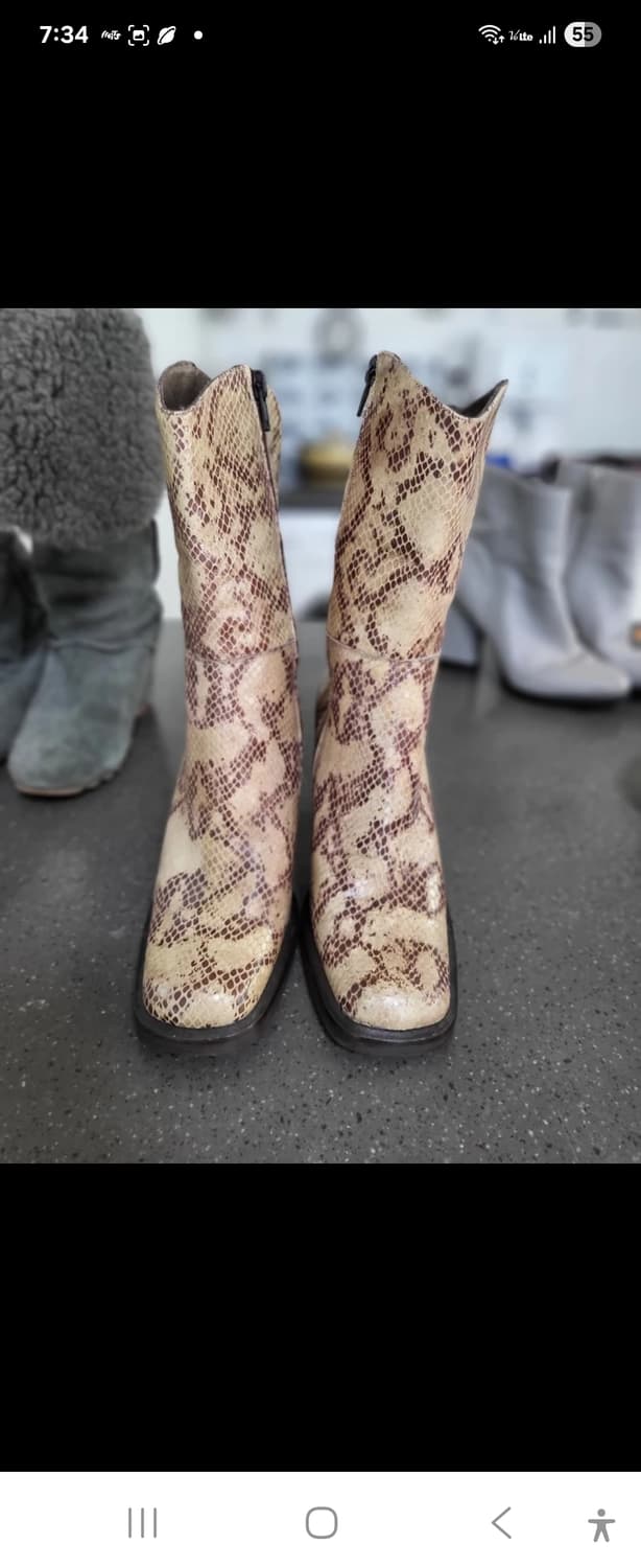 일본구매 이태리 명품브랜드 리얼뱀피 앵클 부츠 235mm 상품이미지1