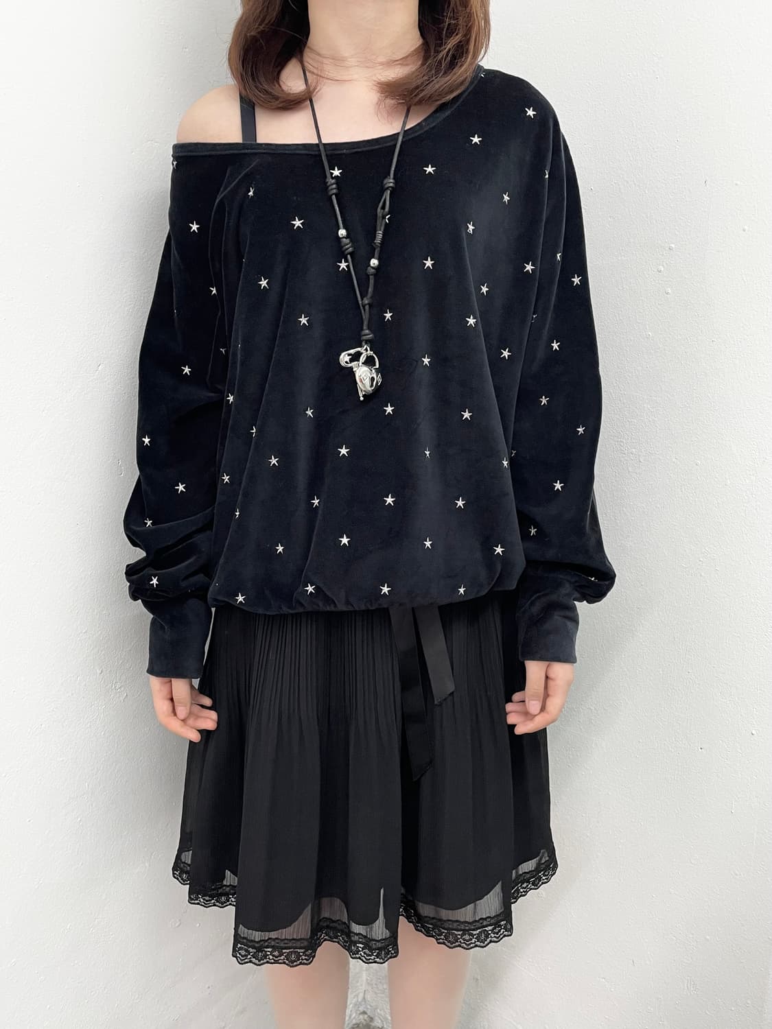 블랙 스타 벨로아 슬리브 상품이미지2