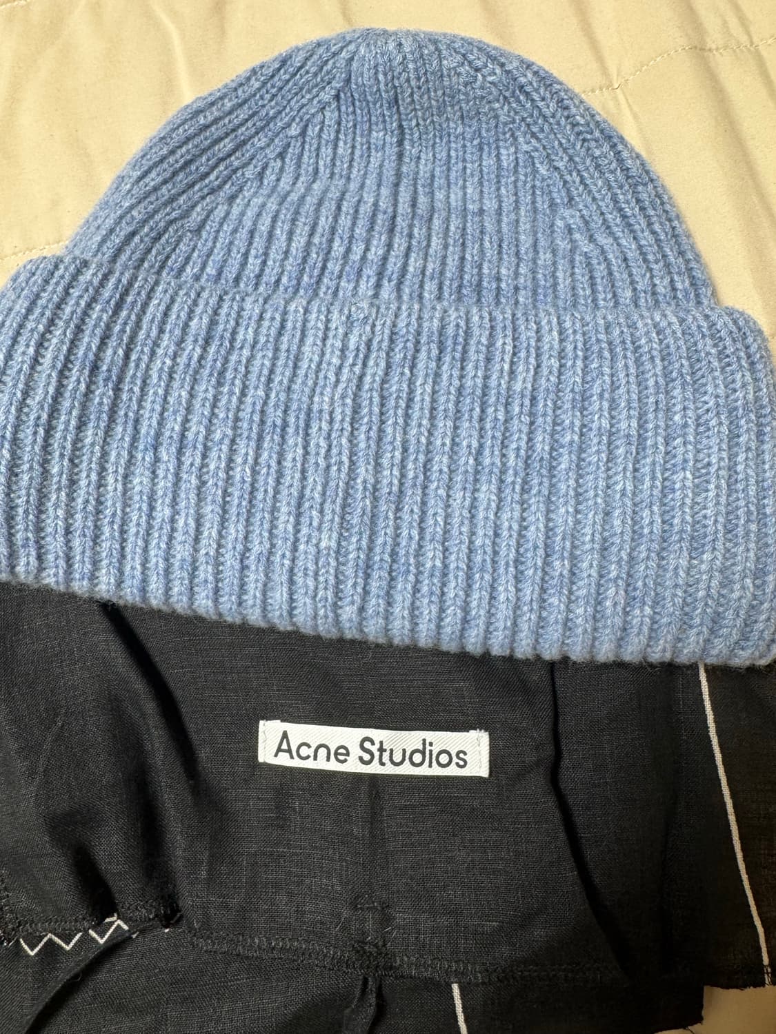 아크네 스튜디오 비니 상품이미지2