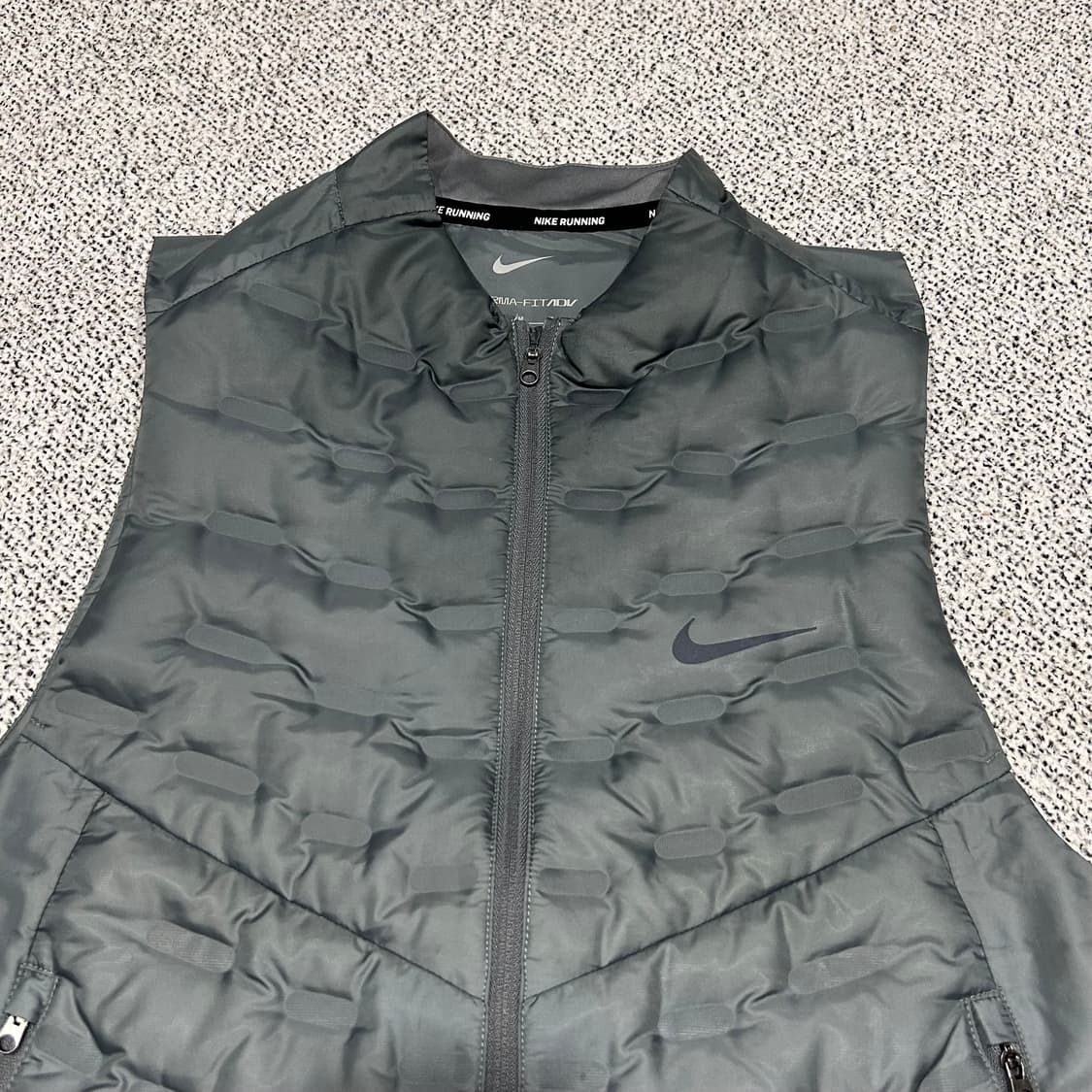 나이키 써마핏adv 러닝베스트 상품이미지2