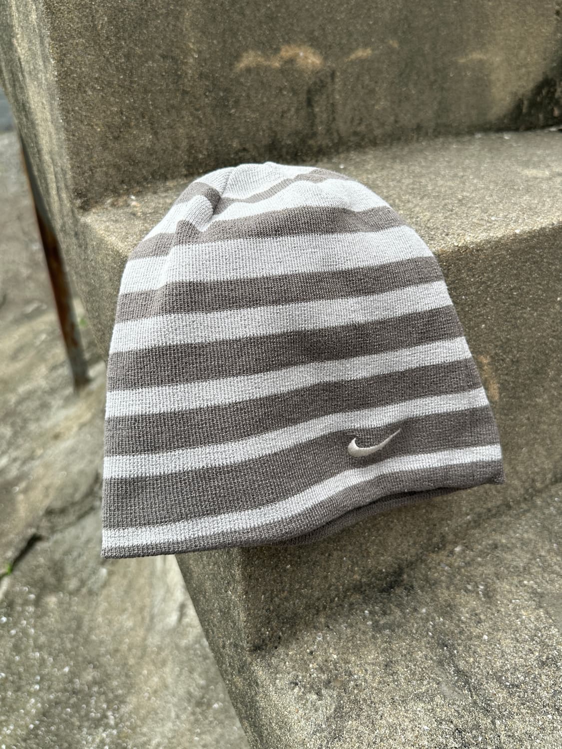 Nike Swoosh Reversible Beanie 상품이미지2