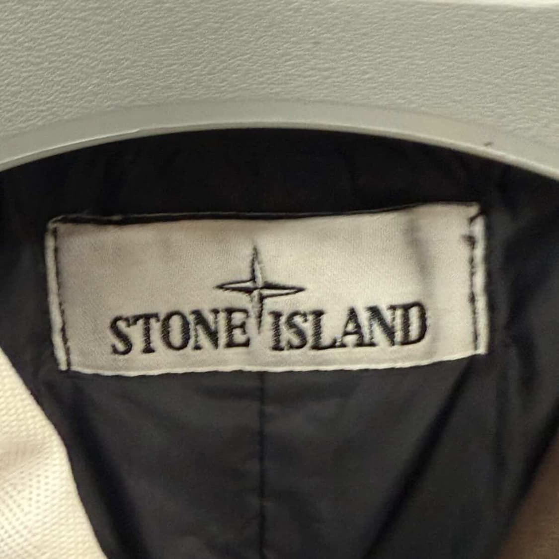 스톤아일랜드 스킨터치 바람막이 M 상품이미지3