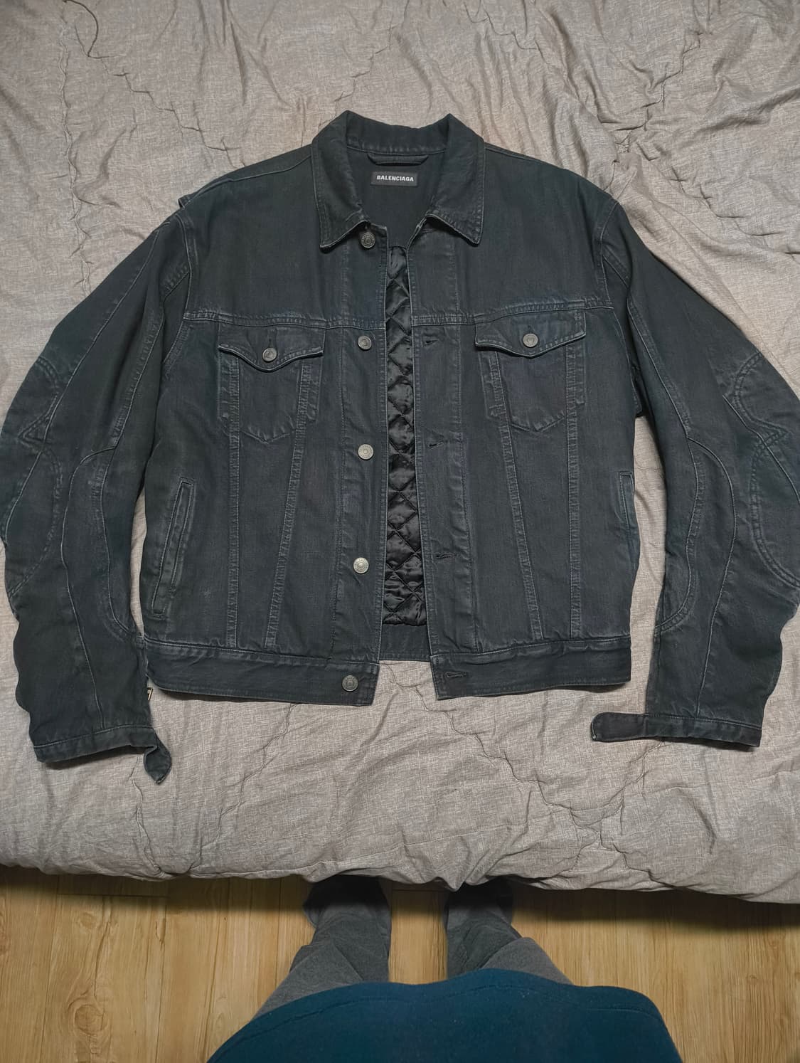 발렌시아가 2019FW 바이커자켓 상품이미지1