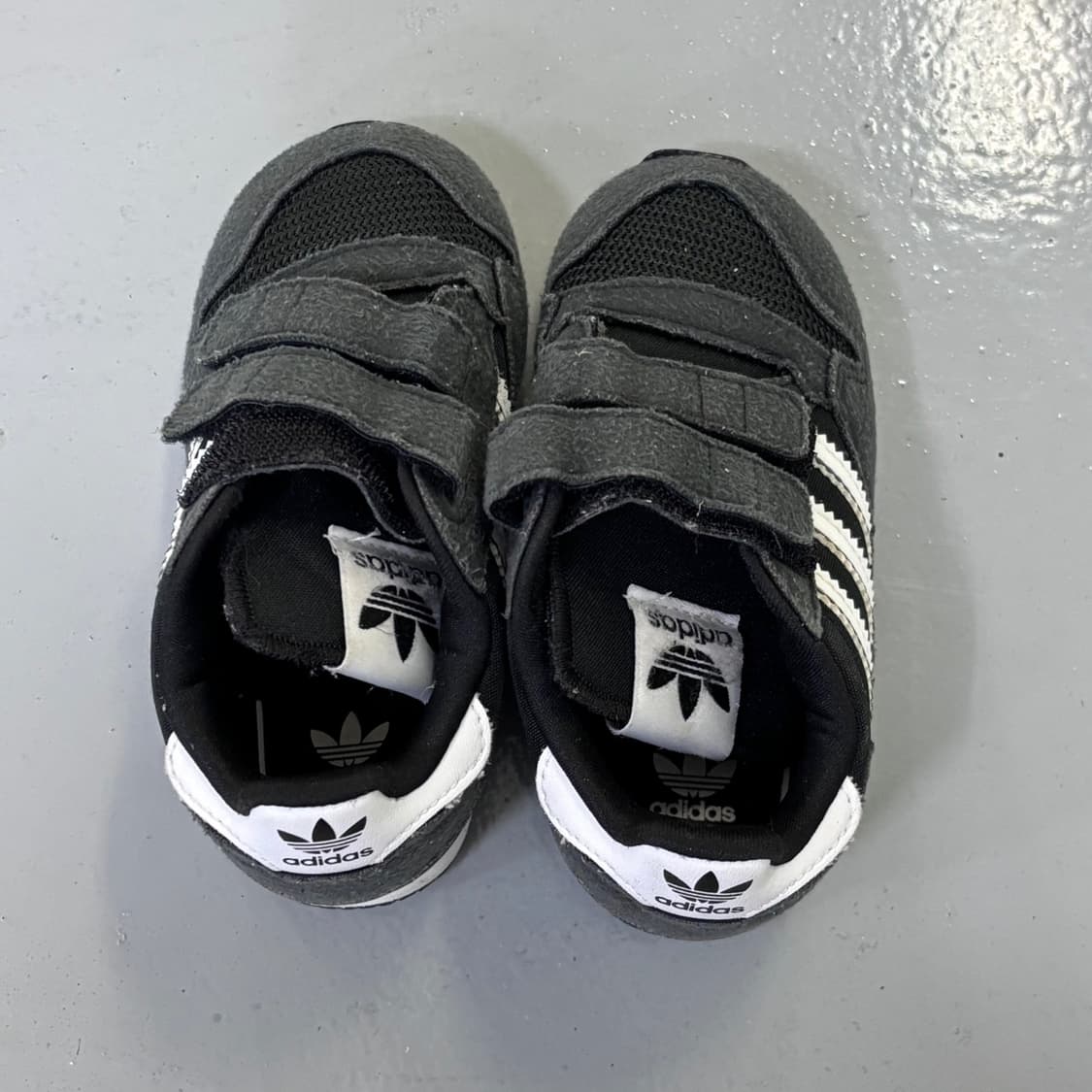 135 아디다스 키즈 운동화 0313E 상품이미지1