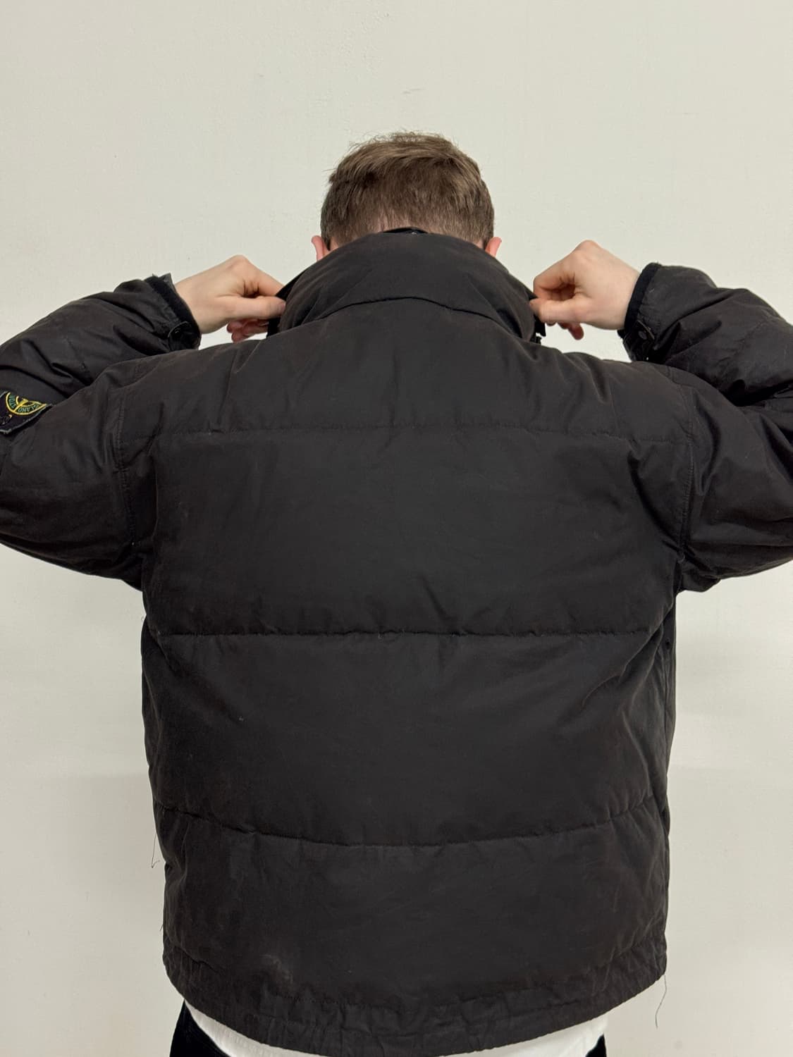 99AW 스톤 아일랜드 그린 엣지 왁스 코튼 구스 다운 패딩 상품이미지3