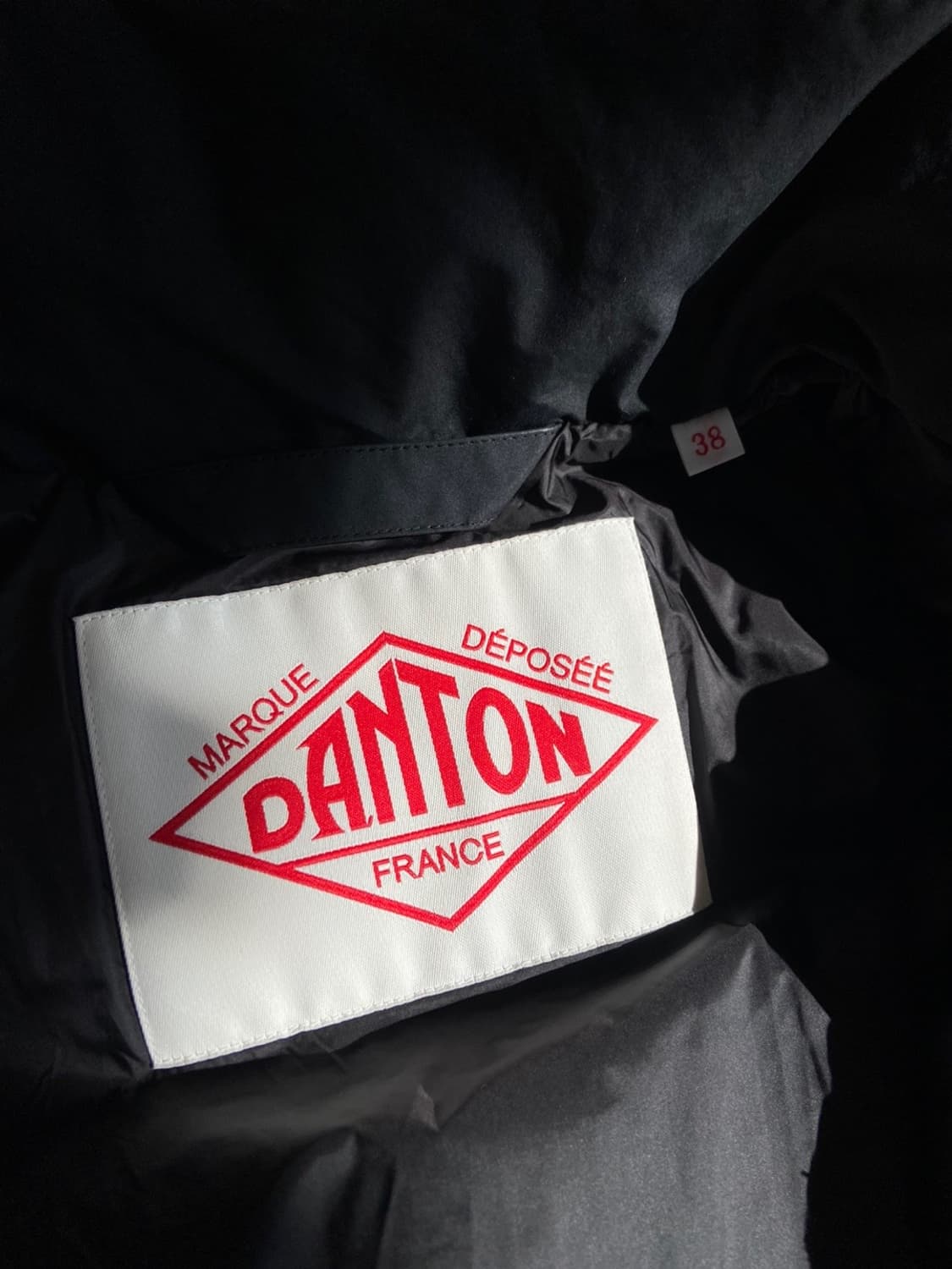 단톤 20f/w 화이트 구스 다운 패딩 상품이미지9