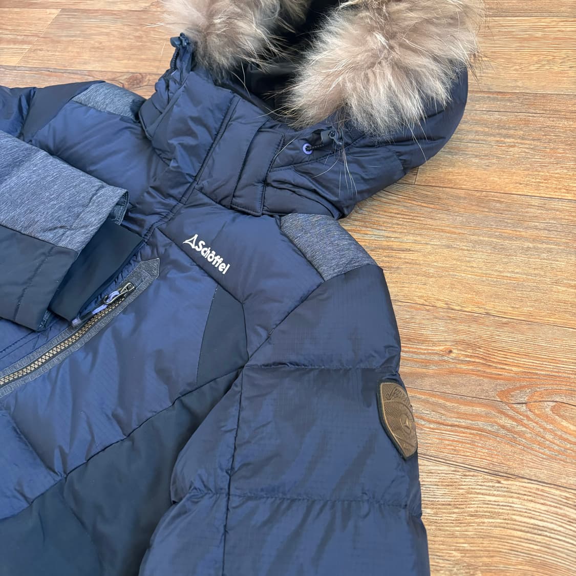 쉐펠 아웃도어 여성 95 다운 패딩 점퍼 라쿤 후드 모자  상품이미지6