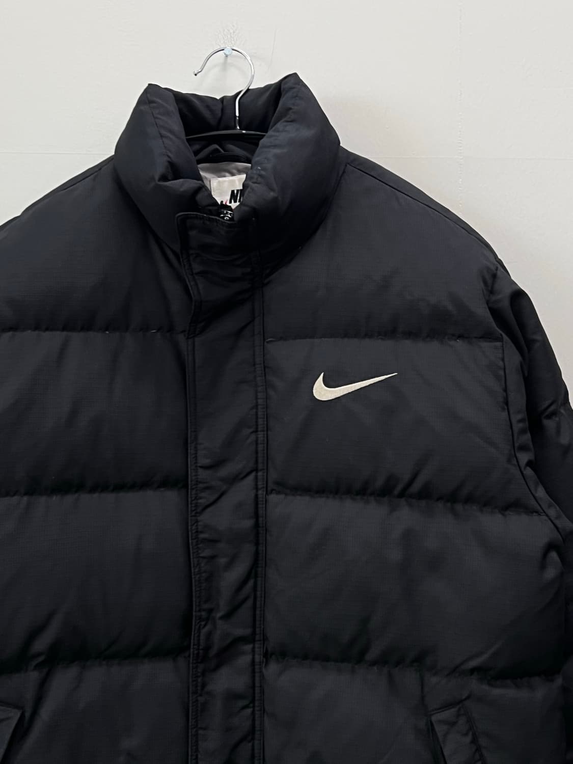 (L) 나이키 올드스쿨 00s 스우시 패딩 자켓 블랙 상품이미지3