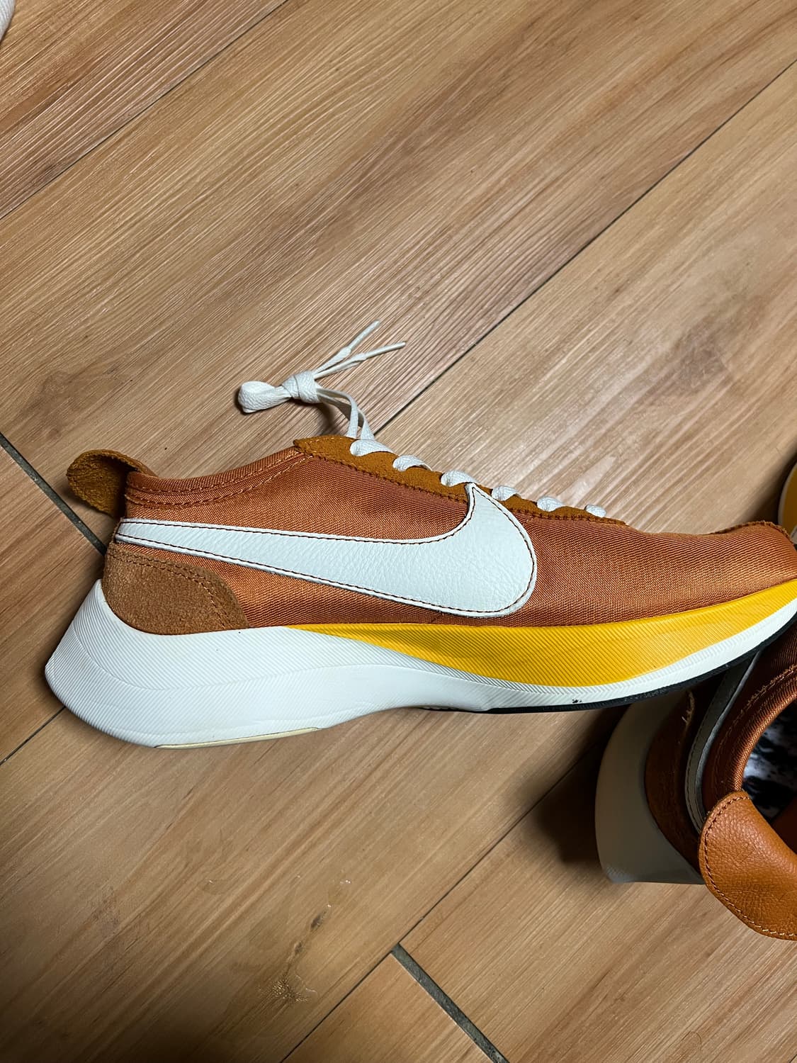 나이키 문레이서 270 상품이미지10