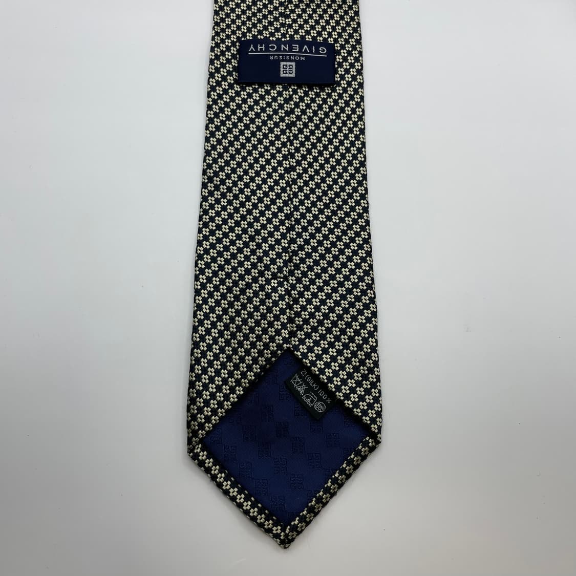 642) (GIVENCHY) 지방시 패턴 넥타이 상품이미지2