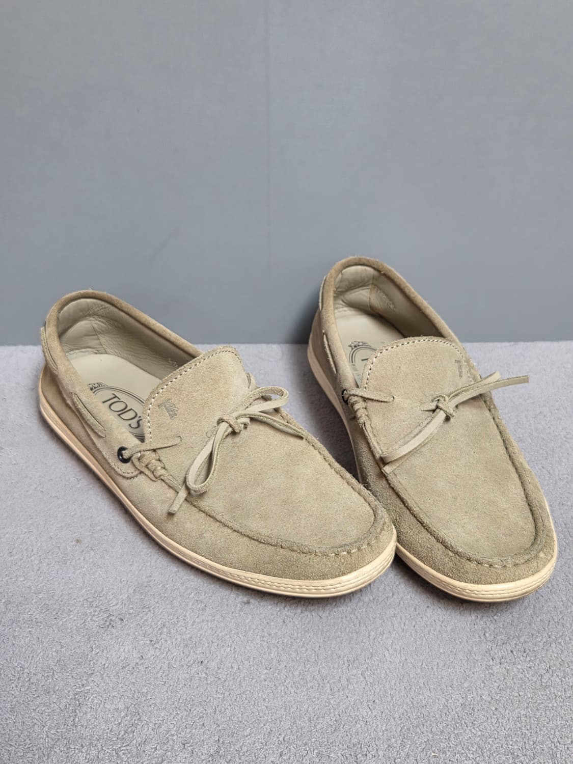 (255)
TOD'S (토즈) 스웨이드 로퍼화
 상품이미지1