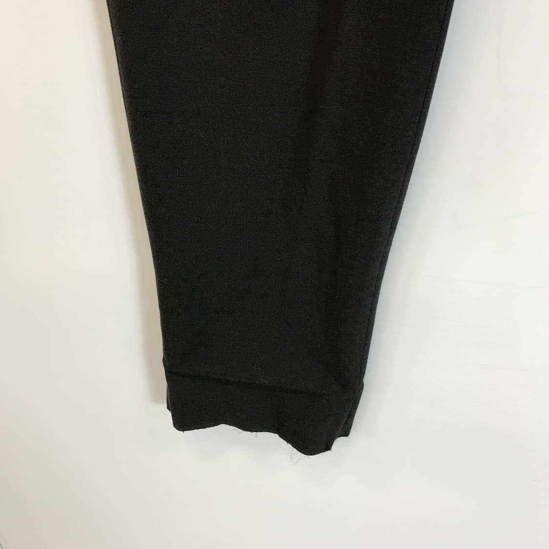 알레그리 ALLEGRI 스트링 밴딩 슬랙스 [34-35] 상품이미지3