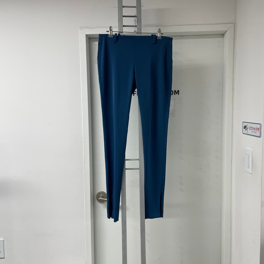 발렌시아가 실크 팬츠 블루 38(W) 상품이미지1