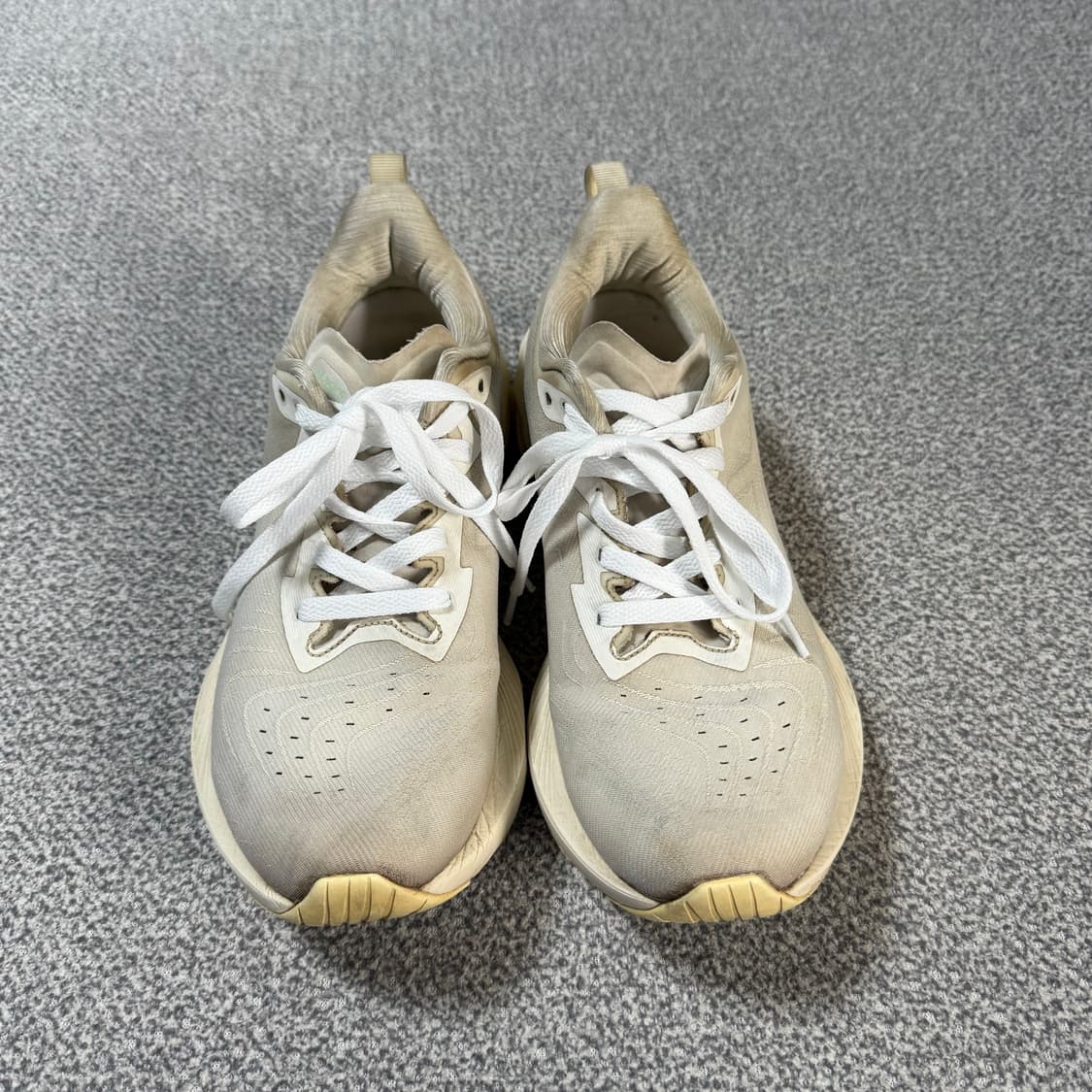 [정가 20만원] 아식스 노바블라스트 4 285 상품이미지3