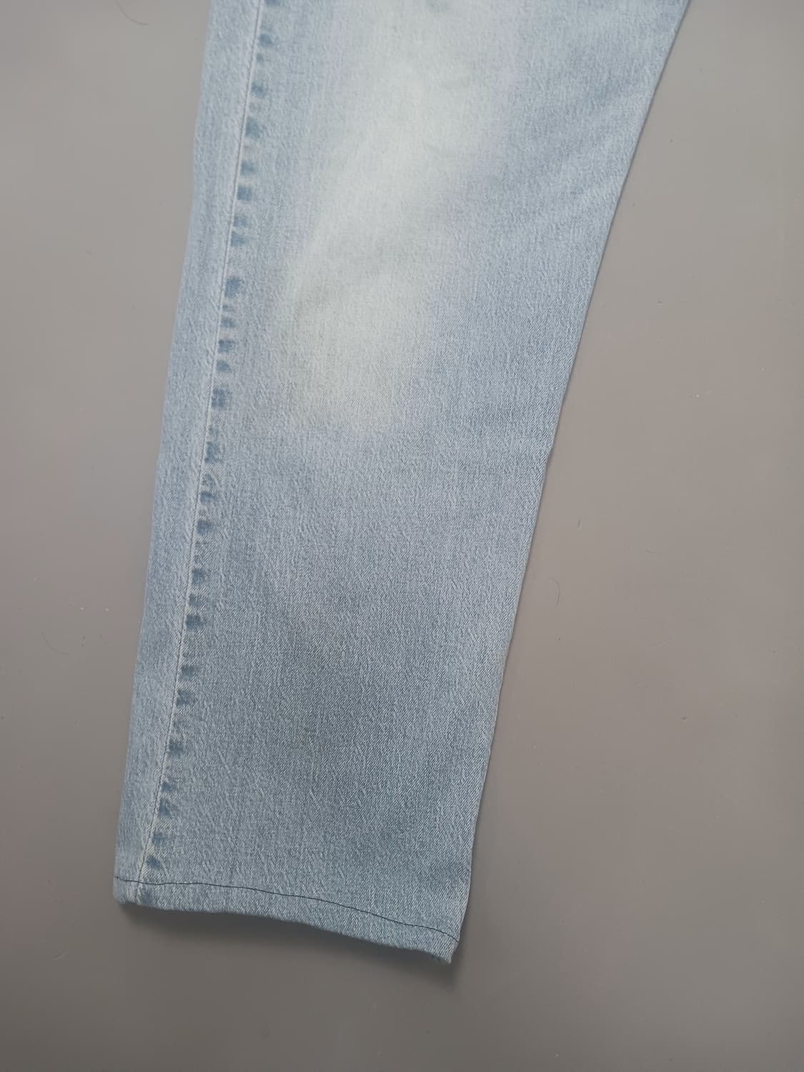 [36] 리바이스 502 연청 레귤러 테이퍼드진 청바지 상품이미지3
