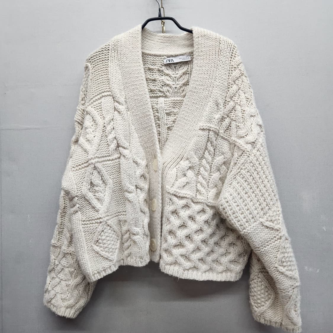 자라 ZARA 뜨개질 패턴 디테일 오버핏 가디건 S(XL) 상품이미지1