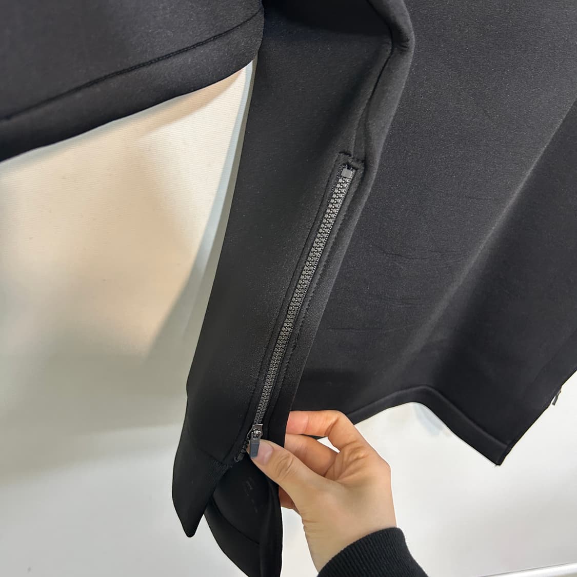 질스튜어트 네오프렌 오버핏 반팔 티셔츠 S 95 남녀공용 상품이미지4