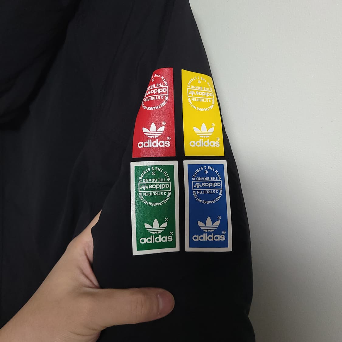 (90) ADIDAS 아디다스 블랙 패딩 점퍼 후드 퍼 장식 야상패딩 상품이미지8