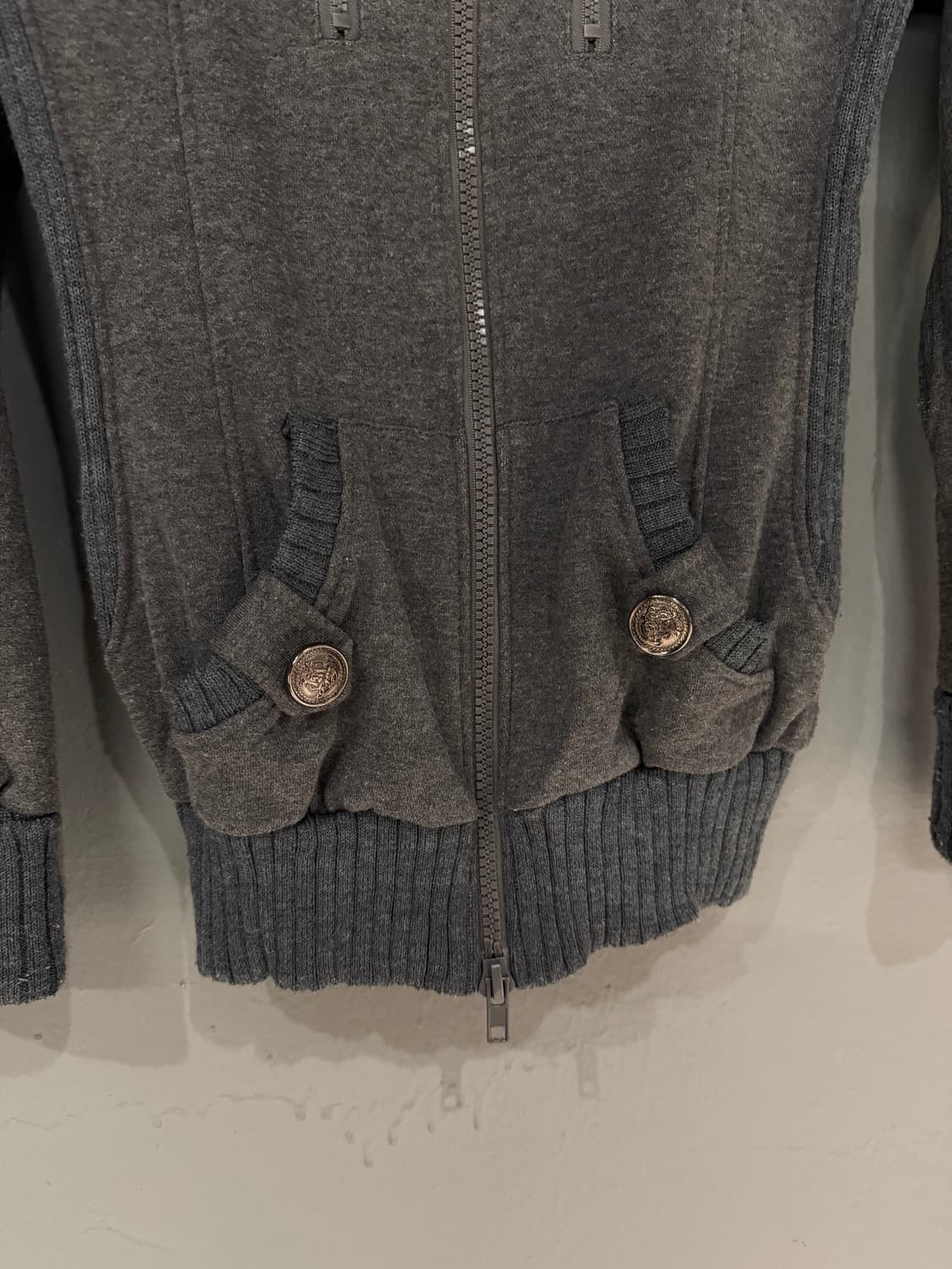 high-neck ribbed detail hood zip-up 상품이미지9