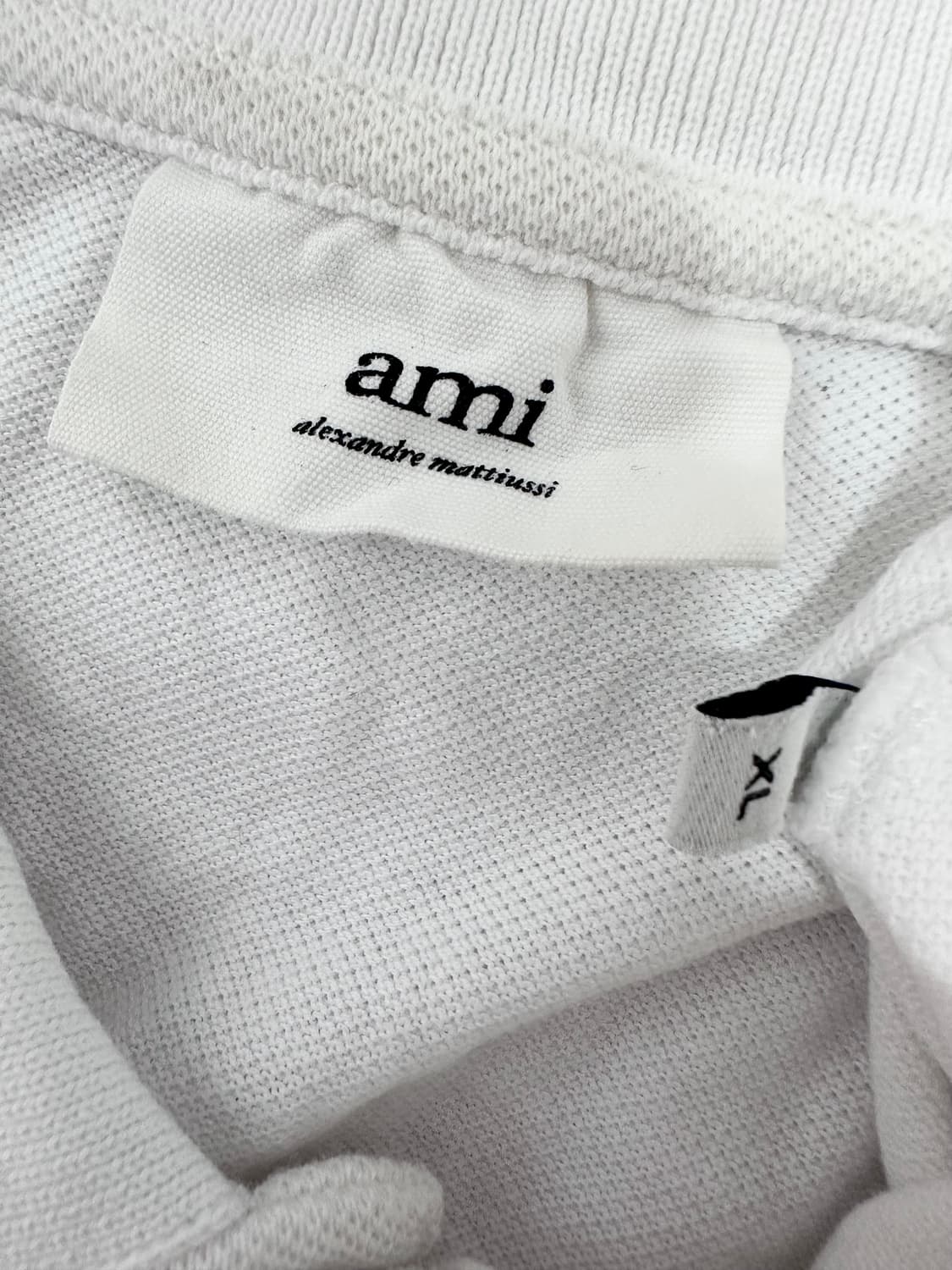 Ami 아미 하트로고 카라티 상품이미지3