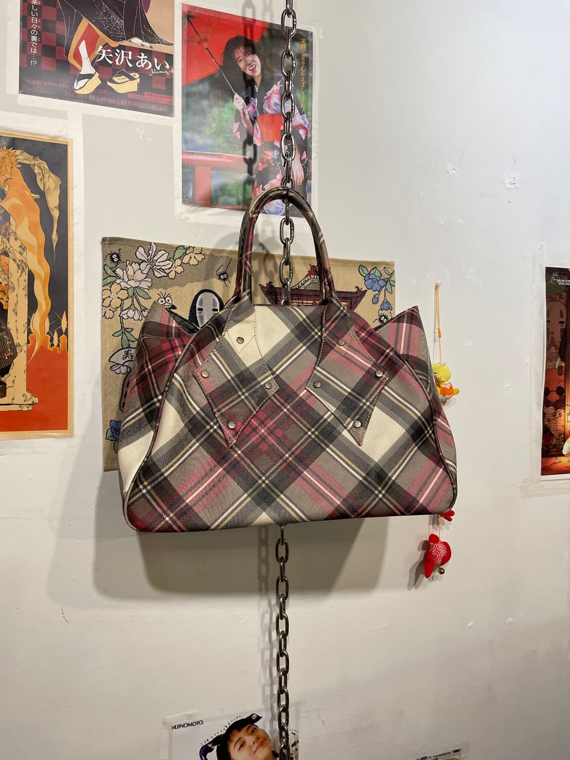 vivienne westwood 비비안웨스트우드 체크 토트백 상품이미지1