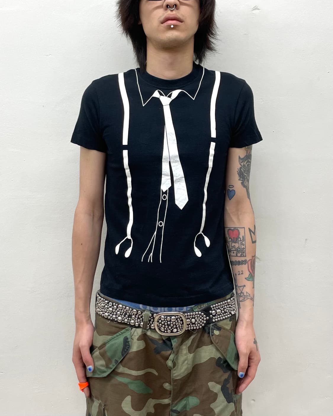 Suspender Printed Black T-Shirt  상품이미지1