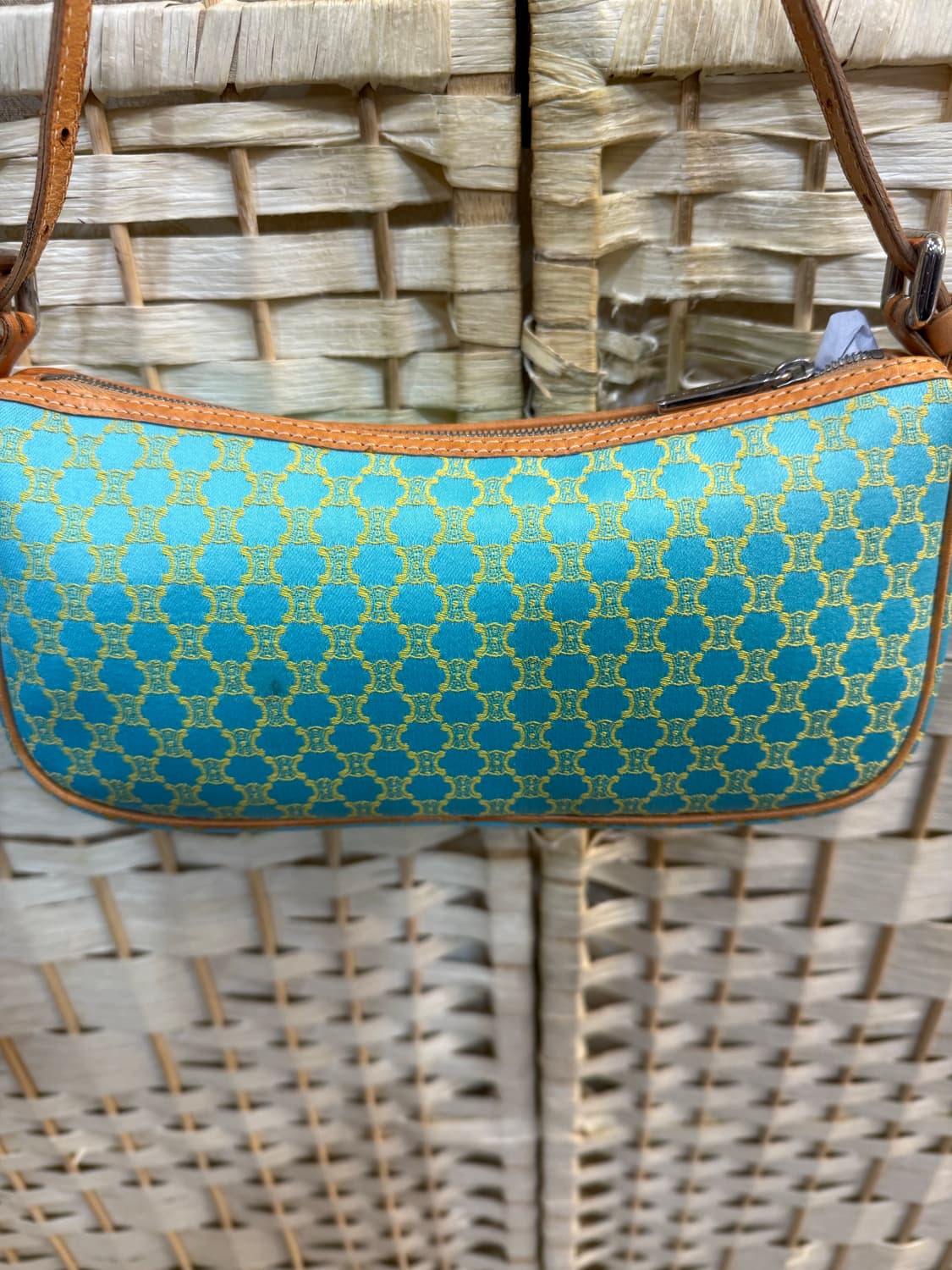 정품 셀린느 마카담 미니 숄더백 팝니다 상품이미지2