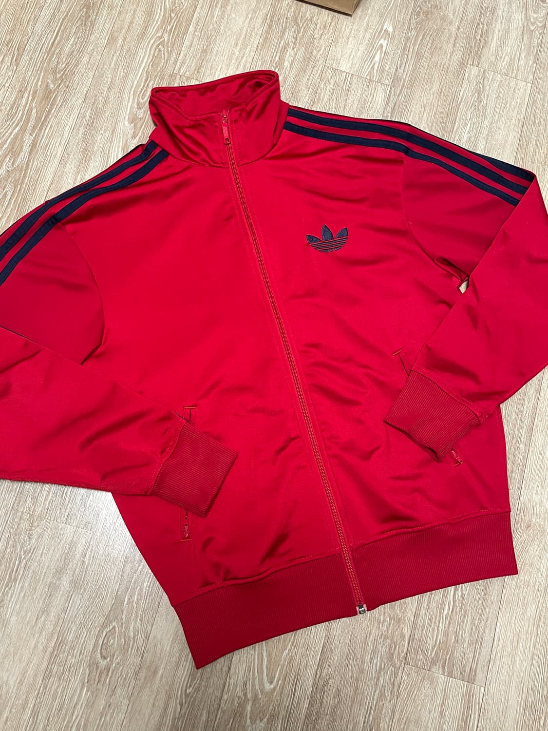 아디다스 버건디 구파이어버드 구파 져지 상품이미지1